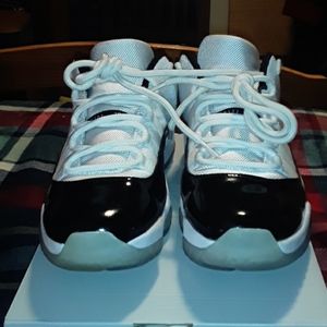 Air Jordan 11 Concord low 2017